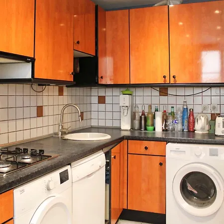 Spacious Duplex In The Heart Of פריז