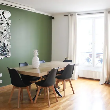 Spacious Duplex In The Heart Of Appartement