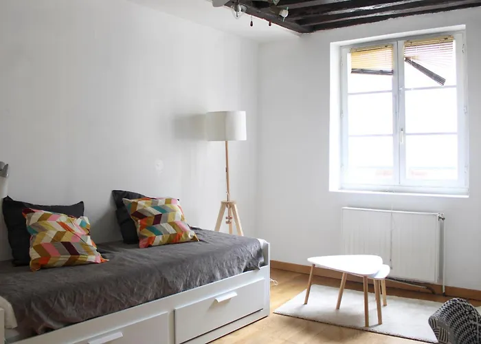 Апартаменты Spacious Duplex In The Heart Of *