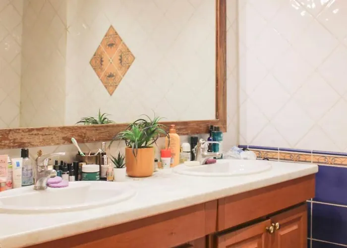 Spacious Duplex In The Heart Of * Париж