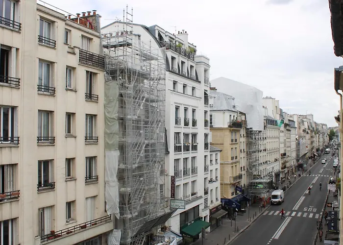 Spacious Duplex In The Heart Of Апартаменты