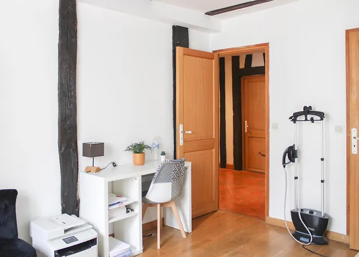 Spacious Duplex In The Heart Of Apartamento *