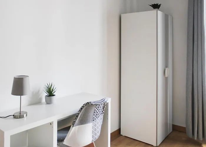 Apartamento Spacious Duplex In The Heart Of